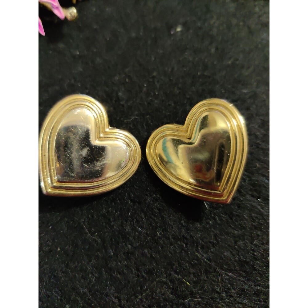 2 "The Variety Club" Heart Pins